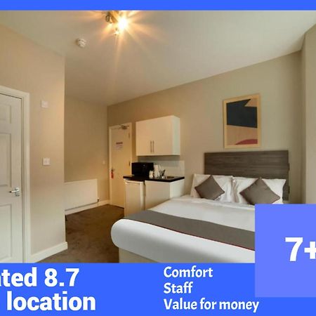 Tequila And Dunlin Rooms Southport Central Екстериор снимка