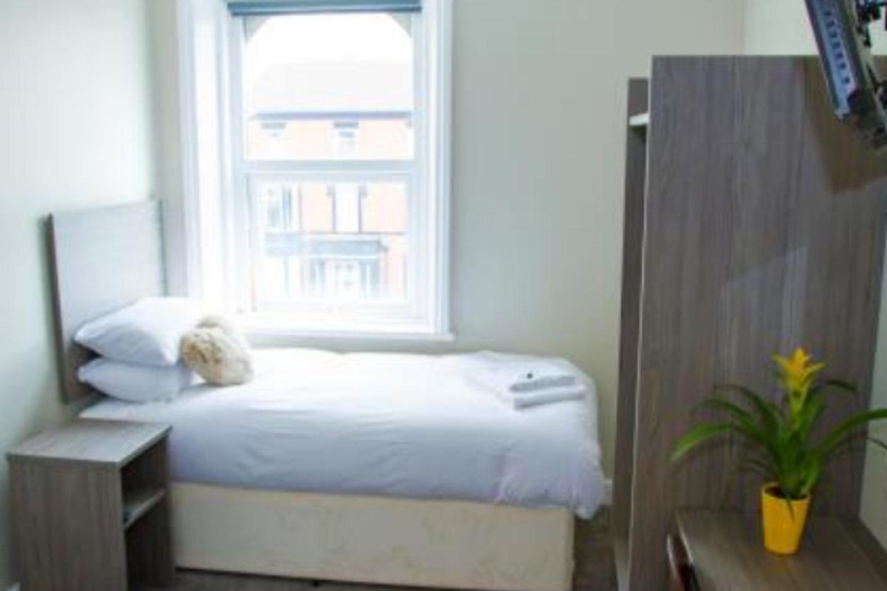 Tequila And Dunlin Rooms Southport Central Екстериор снимка